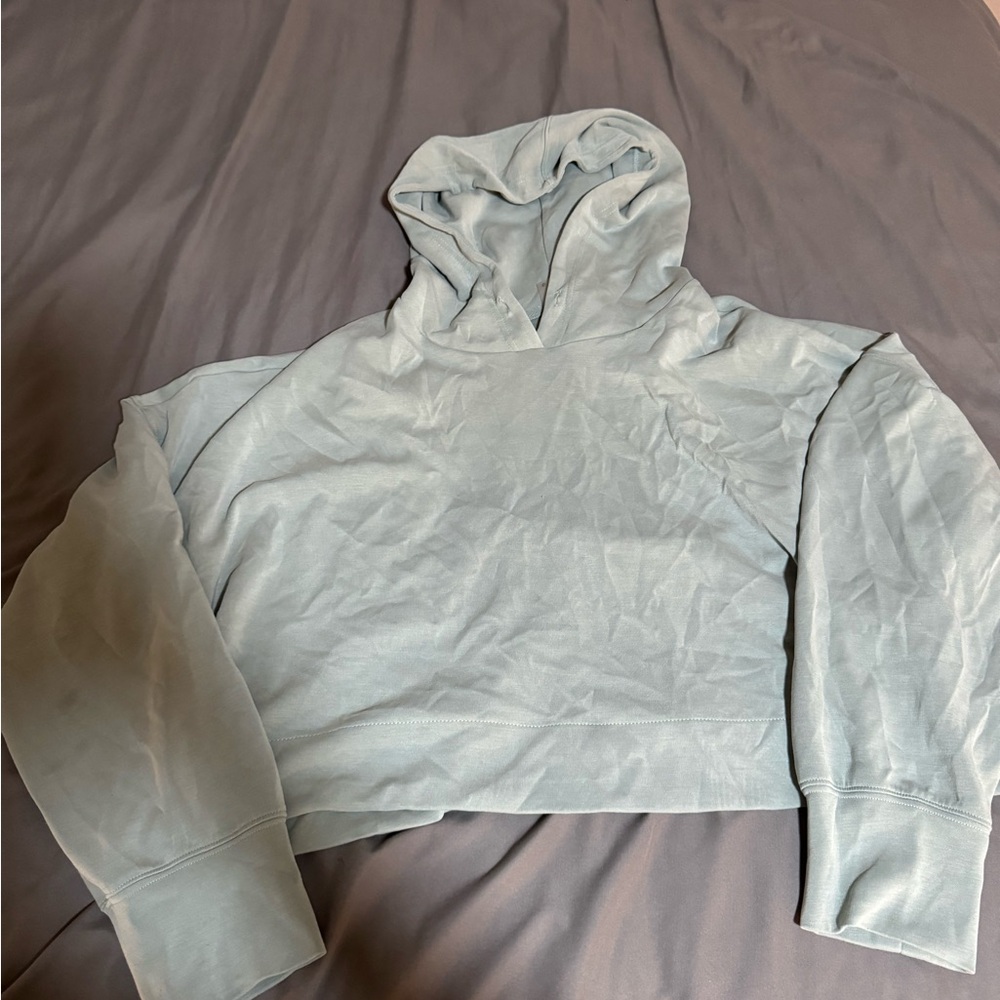 cropped mint green sweatshirt size L